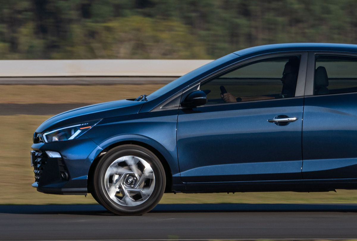 Hyundai-HB20-disenio-lateral (1)