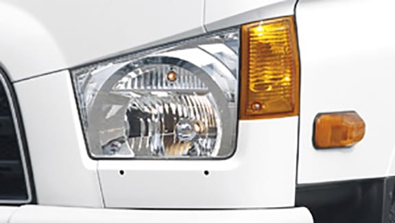 hd78-disenio-exterior-faros-delanteros-con-reflexion-multifocal